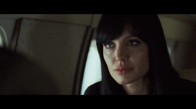 Salt (2010)(1080p)(DualAudio)(Bluray)