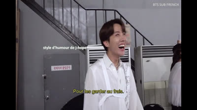 (VOSTFR) Seoul Merch Making